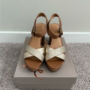 Crown Vintage Chunky Block Heels, size 9 (NWB!) ✨